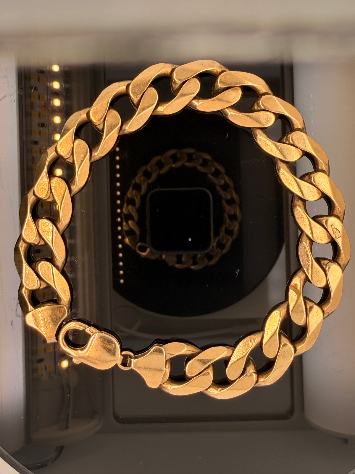 9ct Gold Curb Bracelet