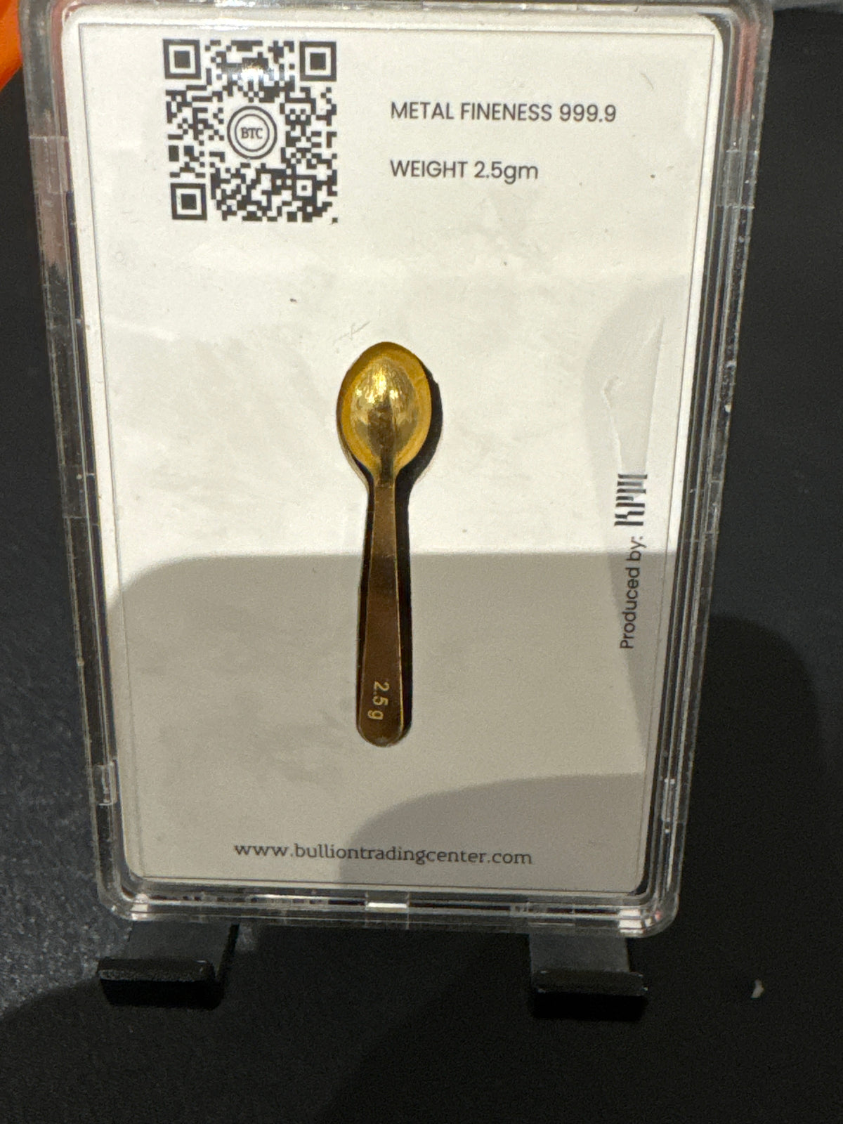 2.5 grams fine gold spoon